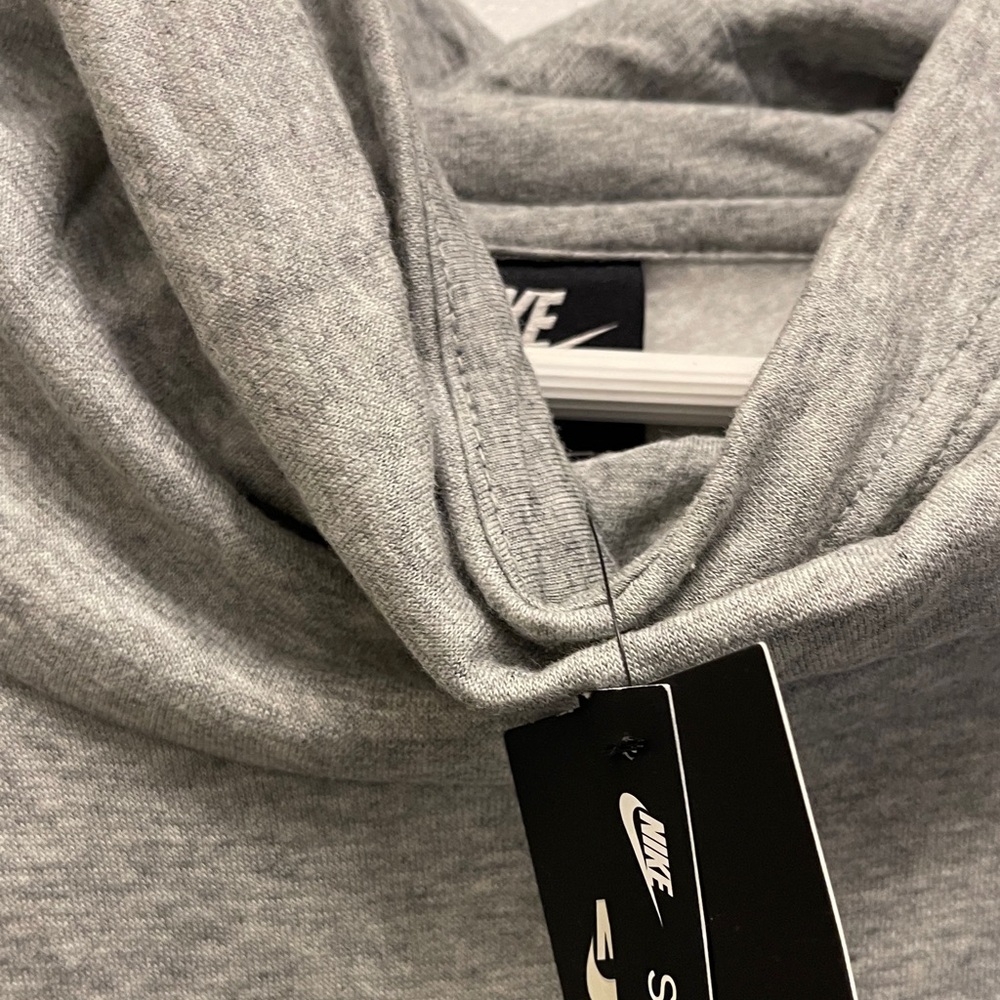 NWT Nike Heather Gray Pullover Hoodie - Picture 8 of 9